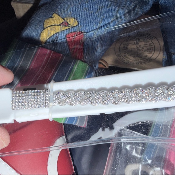 MOISSANITE
925 SILVER
6MM MOISSANITE
925 SILVER
3.00CTW
$1400.00 6in - Picture 9 of 11